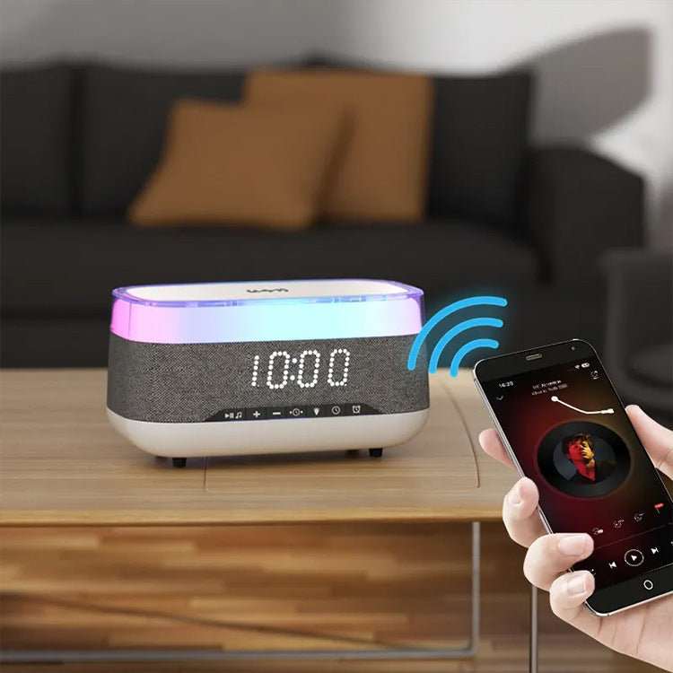 Intelligent Multifunktionell klockradio med laddstation